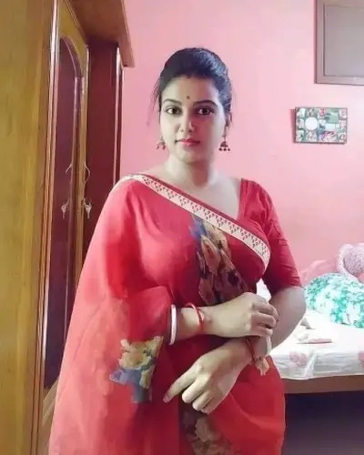 Escorts Mahisagar
